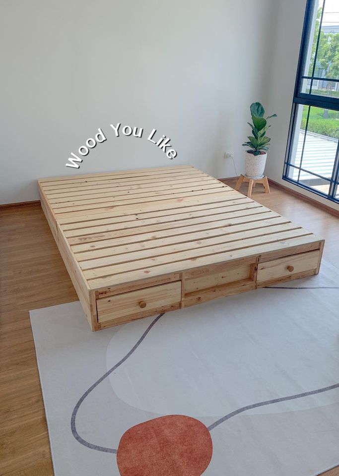 Wood You Like เตียงไม้สน Minimal Style ลิ้นชักปลายเท้า 2 ใบ ขนาด 5 ฟุต